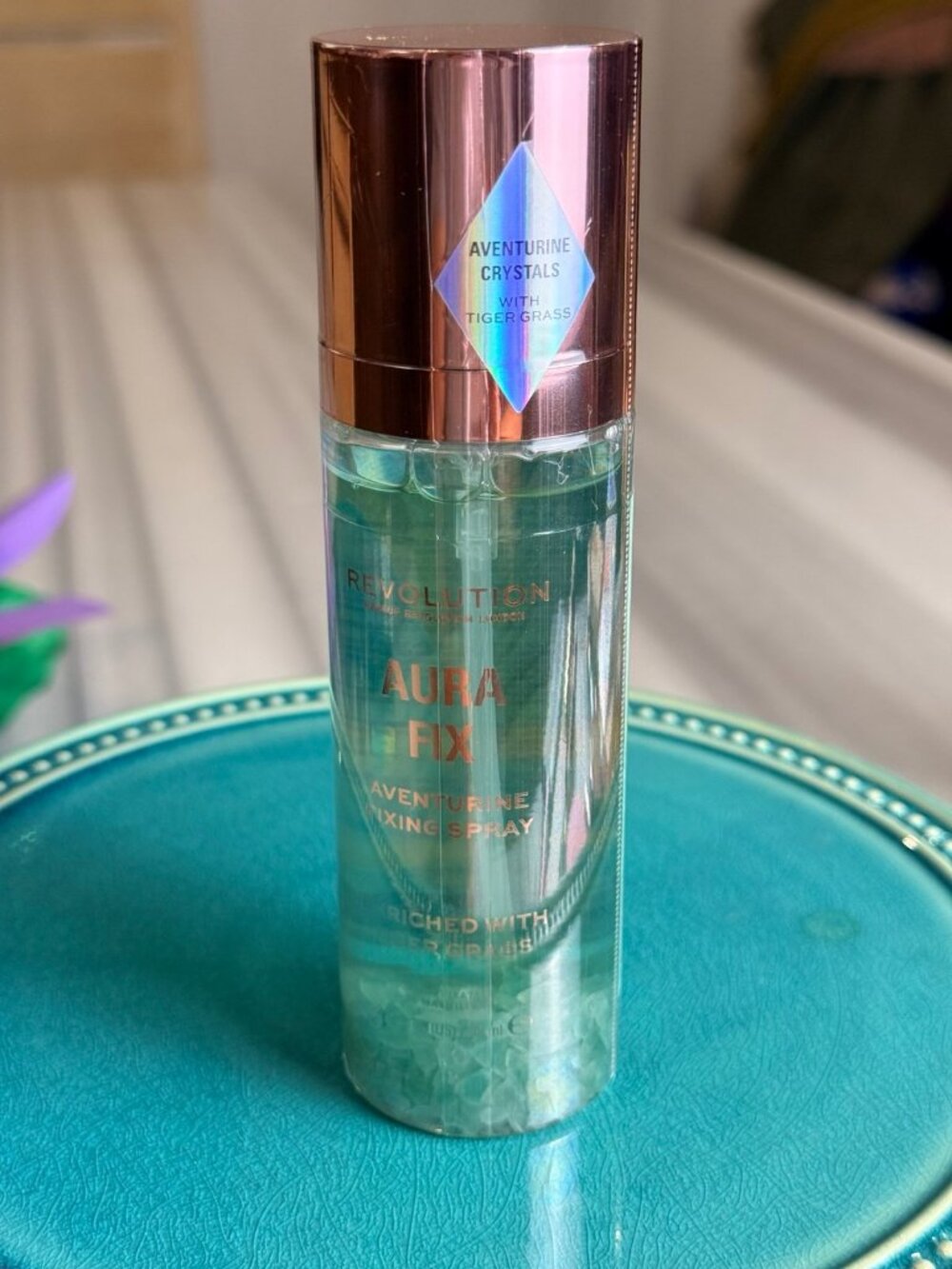 NEW Makeup Revolution Aura Fix Aventurine Fixing Spray